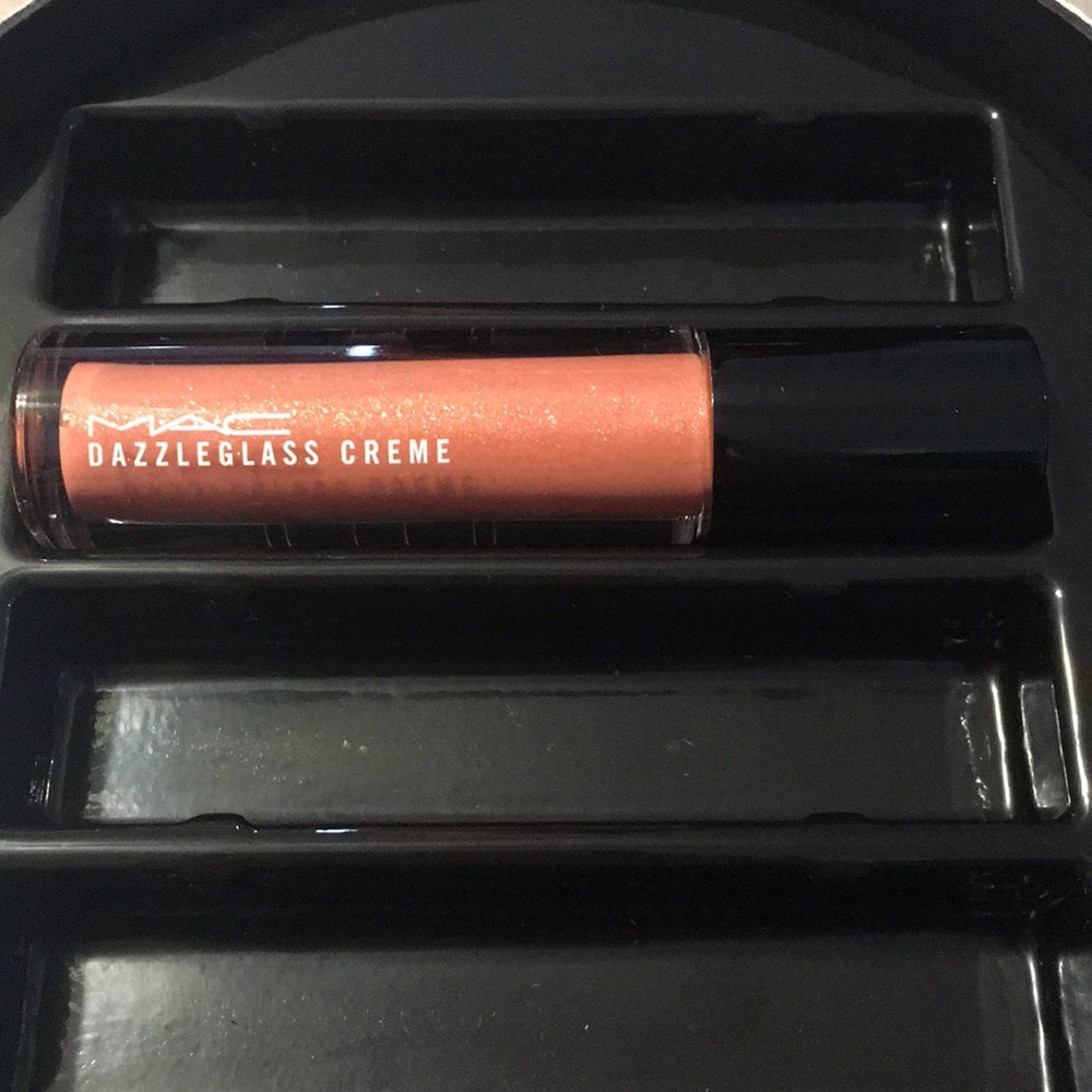 MAC Dazzleglass Creme